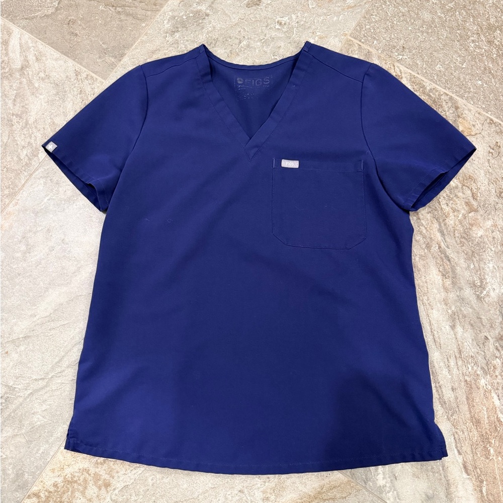 FIGS Navy medium top